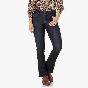 Democracy “AB” solution, high rise itty-bitty boot, cut jeans NWT Size 8P Indigo